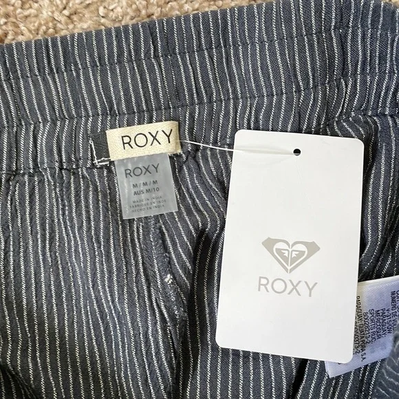 NWT Roxy Shorts size medium - Picture 5 of 5